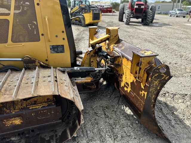 Image of Caterpillar D5K2 LGP equipment image 2