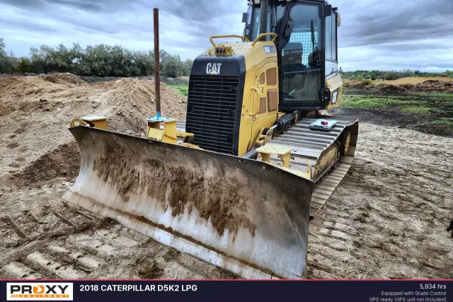 Image of Caterpillar D5K2 LGP equipment image 1