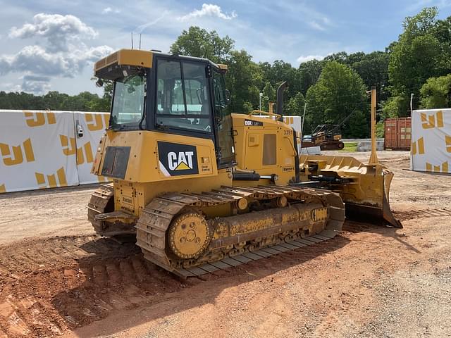 Image of Caterpillar D6K2 equipment image 4