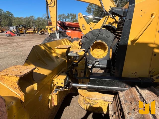 Image of Caterpillar D6K2 LGP equipment image 4