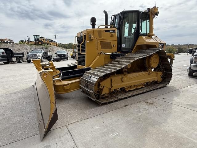 Image of Caterpillar D6N LGP equipment image 2