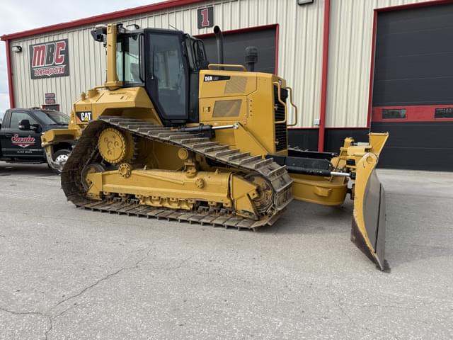 Image of Caterpillar D6N LGP equipment image 3