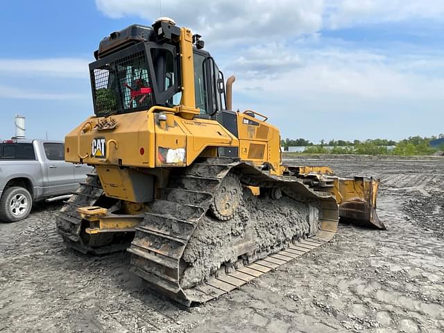 Image of Caterpillar D6N LGP equipment image 4