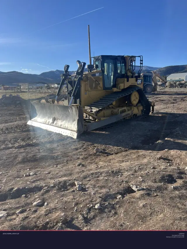 Image of Caterpillar D6T LGP equipment image 1