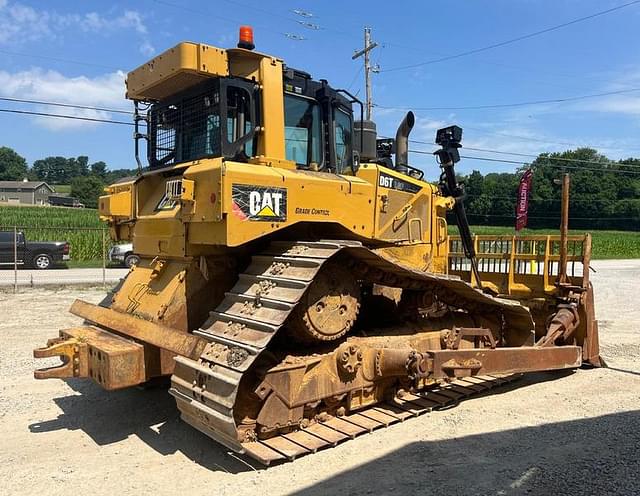 Image of Caterpillar D6T LGP equipment image 4