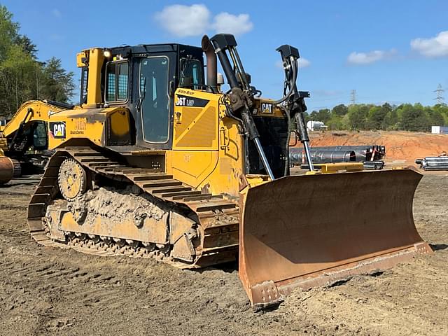 Image of Caterpillar D6T LGP equipment image 2