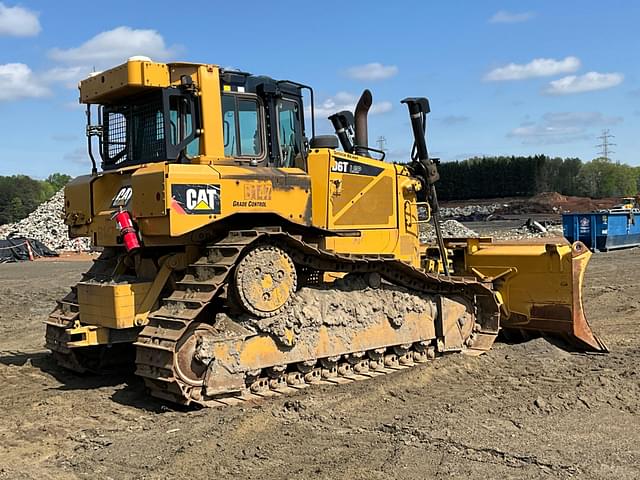 Image of Caterpillar D6T LGP equipment image 4
