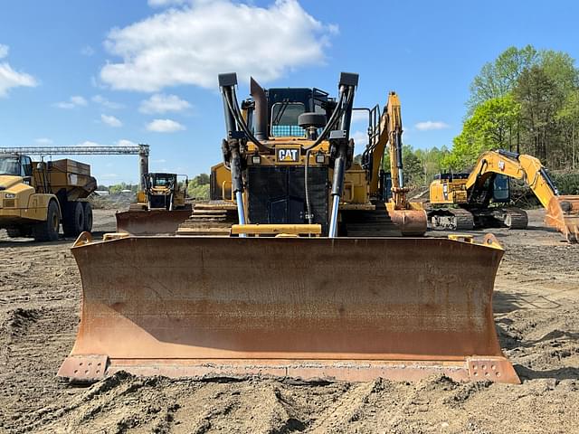 Image of Caterpillar D6T LGP equipment image 1