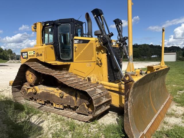 Image of Caterpillar D6T LGP equipment image 3
