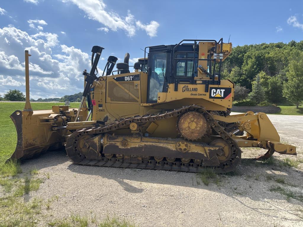 Image of Caterpillar D6T LGP Primary image
