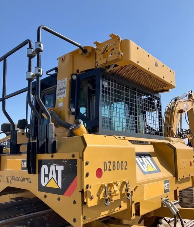 Image of Caterpillar D6T XW equipment image 3