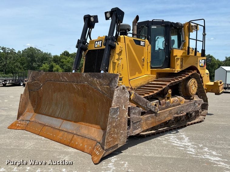 2018 Caterpillar D8T Equipment Image0