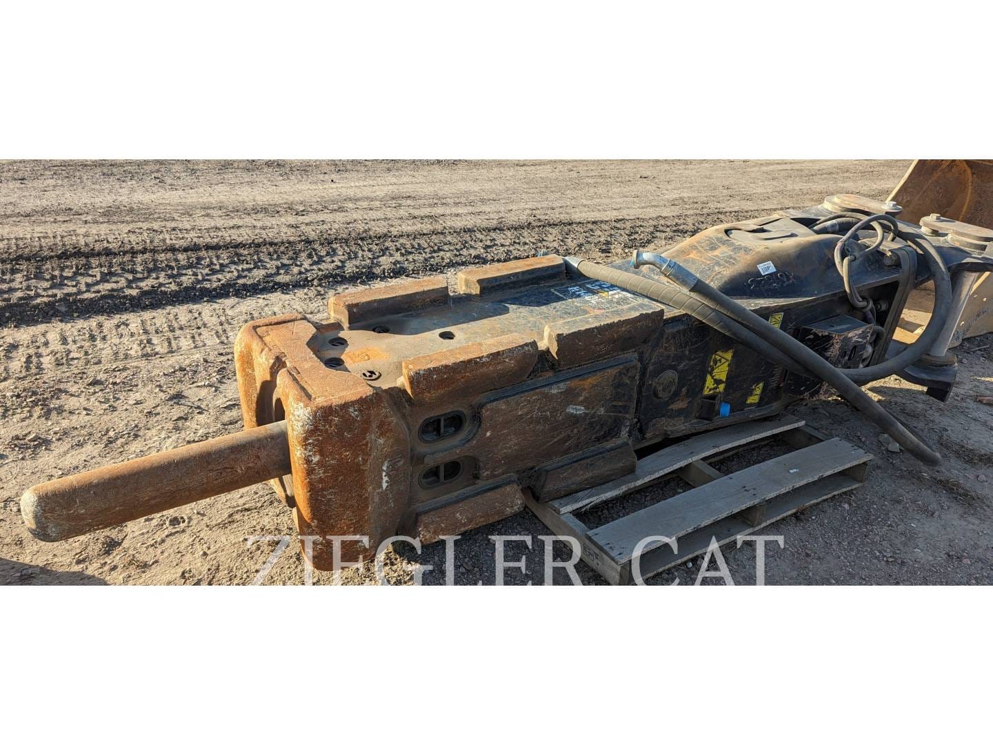 Main image Caterpillar H140ES