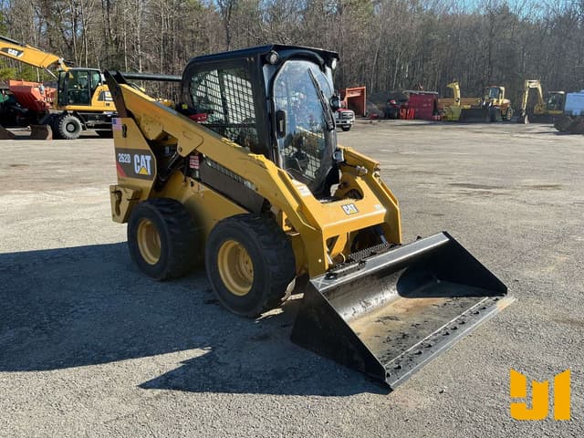 Image of Caterpillar 262D equipment image 2