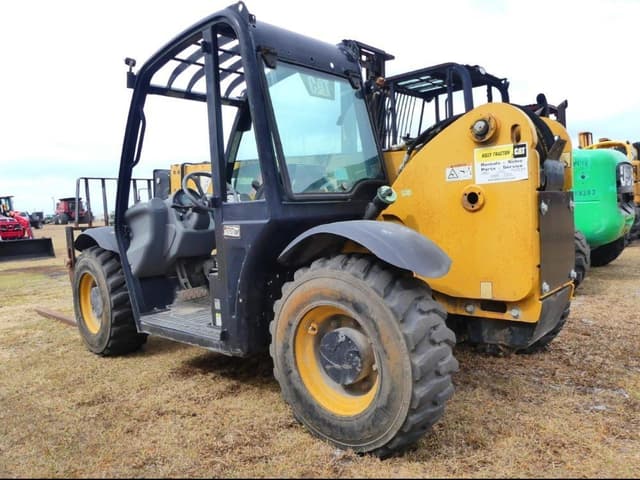 Image of Caterpillar TH255C equipment image 3