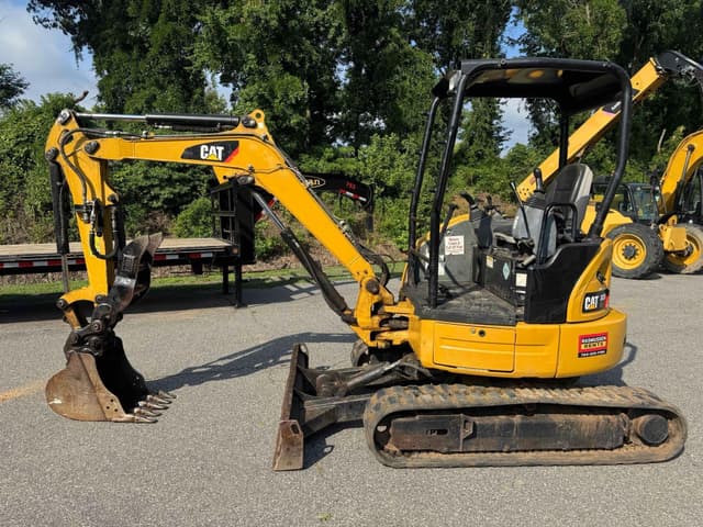 Image of Caterpillar 303E equipment image 1