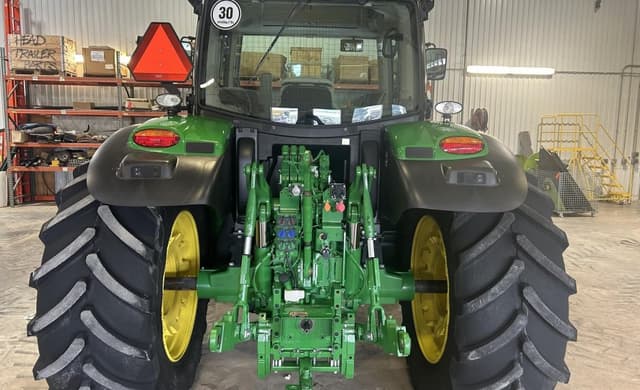 Image of John Deere 6155R equipment image 3