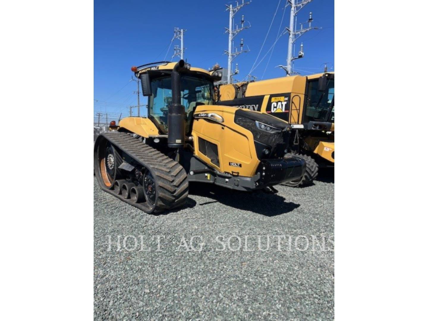 2018 Challenger MT740 Equipment Image0