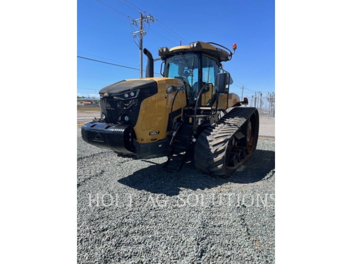 2018 Challenger MT740 Equipment Image0