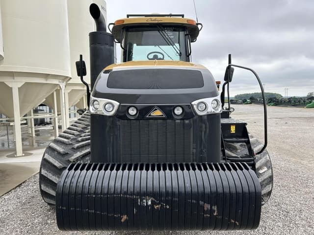 Image of Challenger MT855E equipment image 4