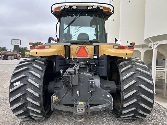 Image of Challenger MT855E equipment image 3