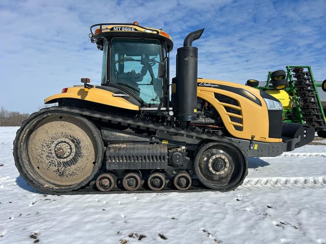 Image of Challenger MT865E equipment image 4