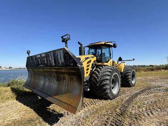 2018 Challenger MT965E Equipment Image0