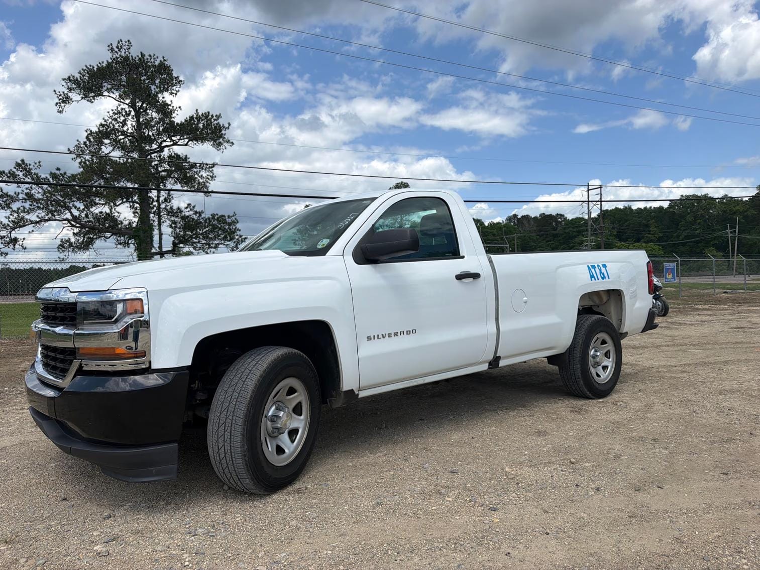 2018 Chevrolet 1500 Equipment Image0