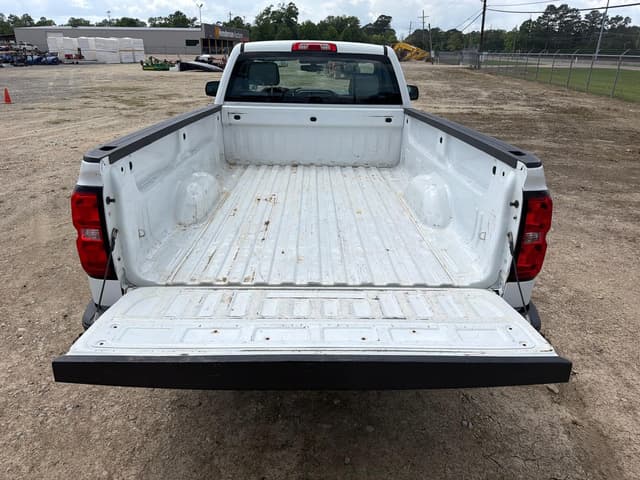 Image of Chevrolet 1500 equipment image 4