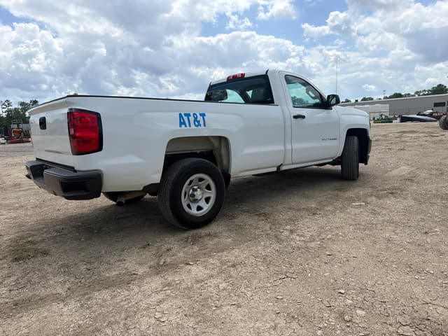 Image of Chevrolet 1500 equipment image 2