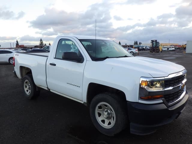 Image of Chevrolet 1500 equipment image 2