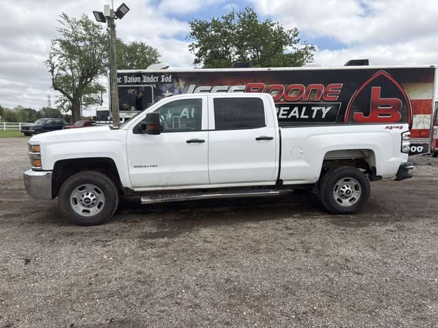 Image of Chevrolet 2500HD equipment image 1