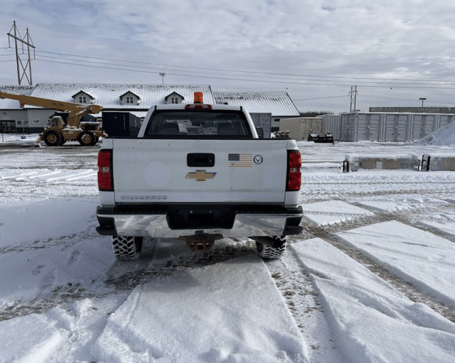 Image of Chevrolet 2500HD equipment image 2
