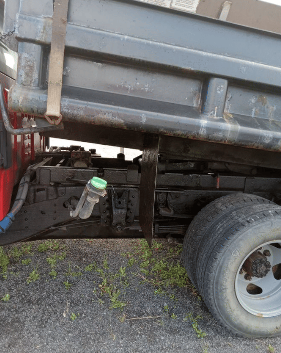 Image of Chevrolet 2500HD equipment image 2
