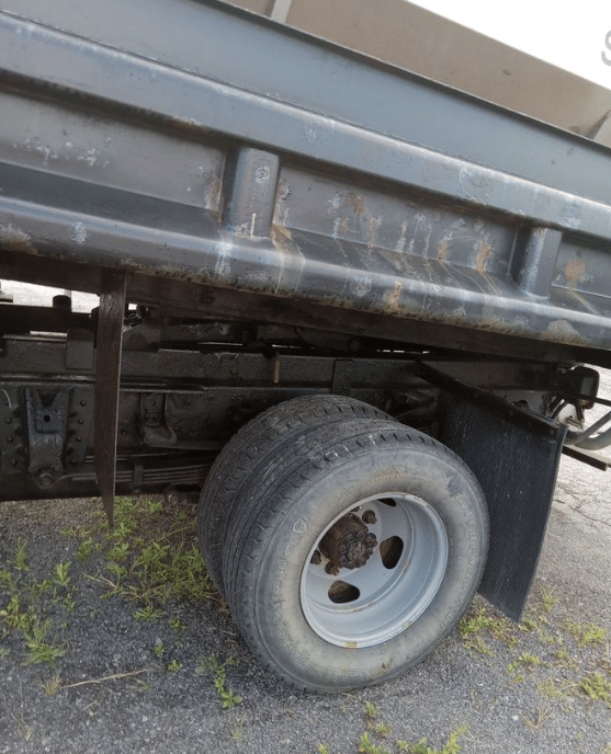 Image of Chevrolet 2500HD equipment image 3