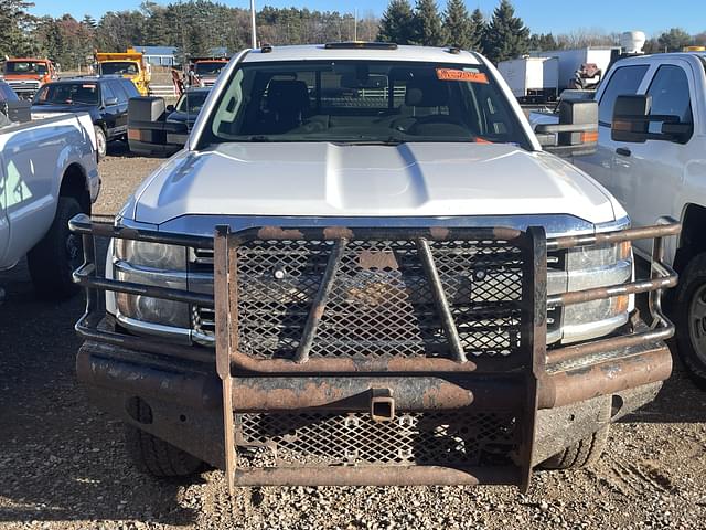 Image of Chevrolet 2500HD equipment image 1