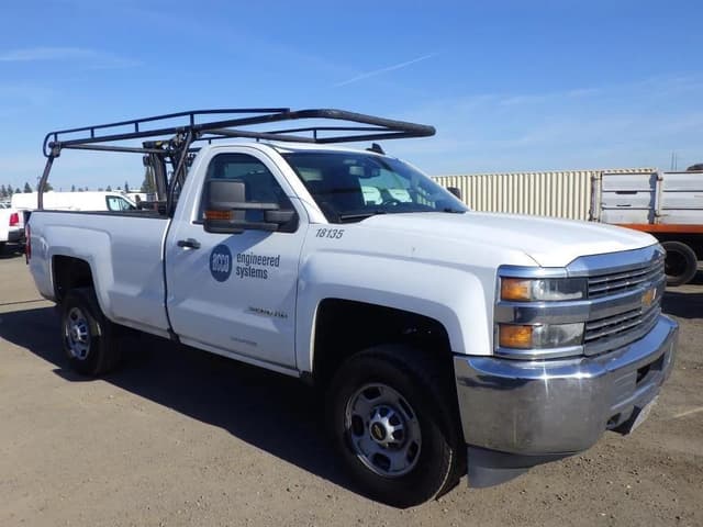 Image of Chevrolet 2500HD equipment image 1