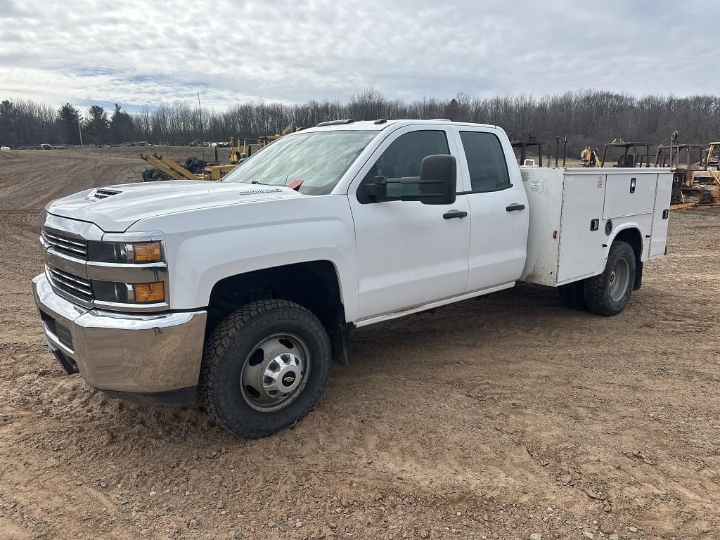 Image of Chevrolet 3500 Primary image