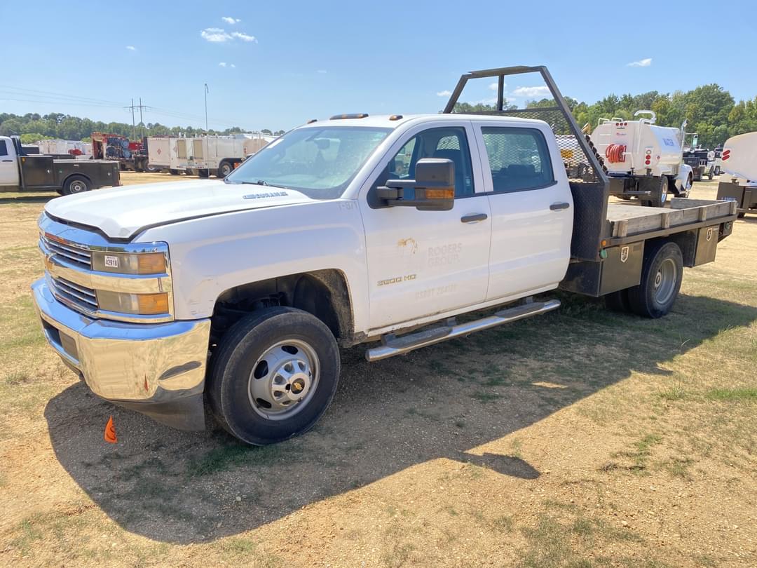 Image of Chevrolet 3500 Primary image