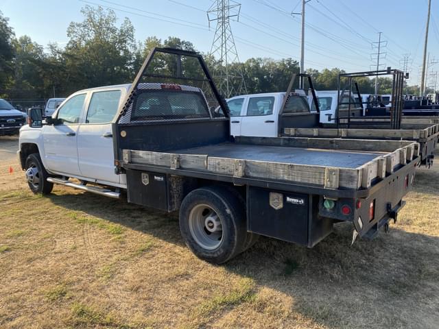 Image of Chevrolet 3500HD equipment image 1