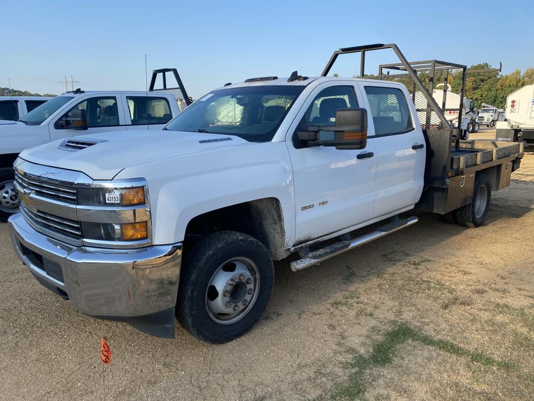Image of Chevrolet 3500HD Primary image