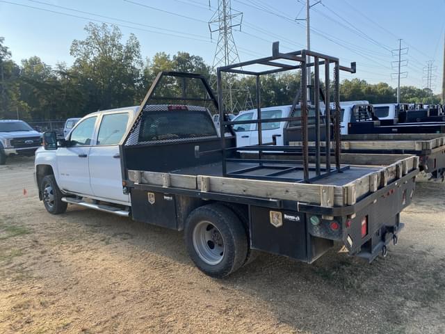 Image of Chevrolet 3500HD equipment image 1