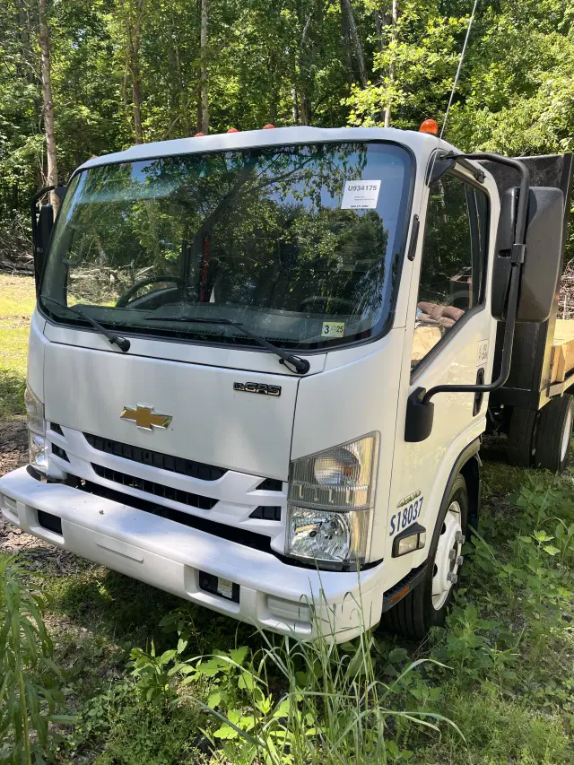 Image of Chevrolet 4500 equipment image 4