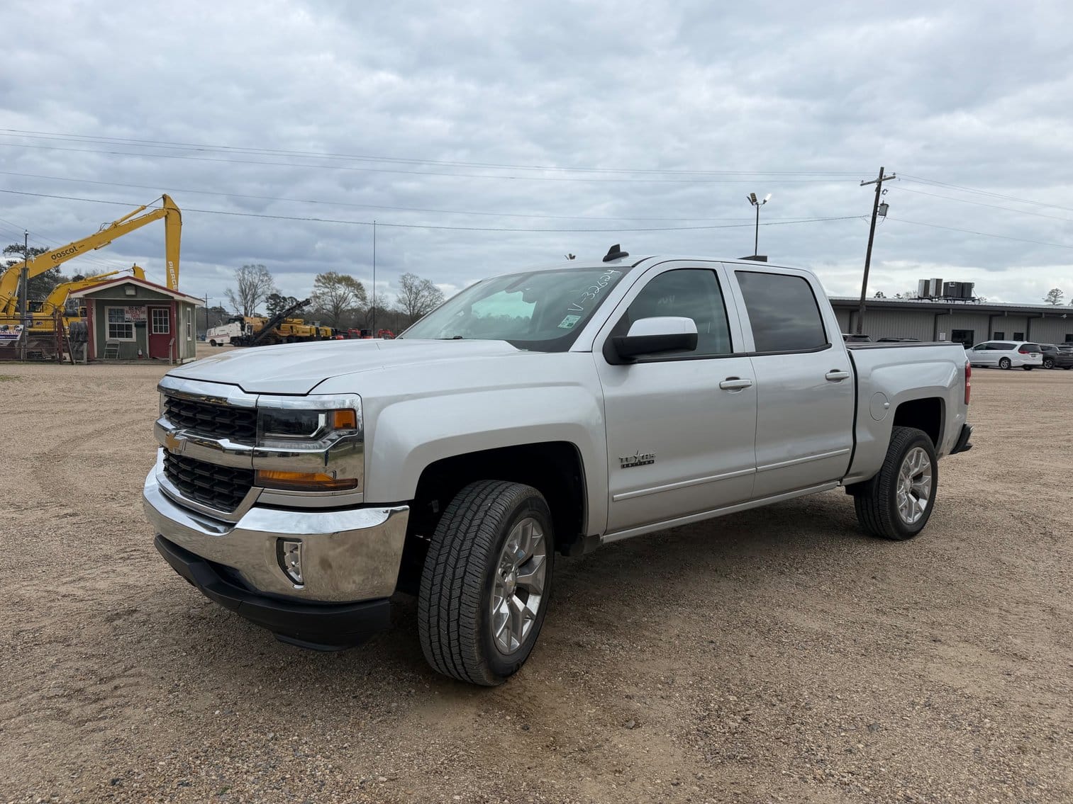 2018 Chevrolet 1500 Equipment Image0