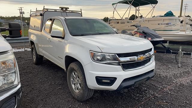 Image of Chevrolet Colorado equipment image 2