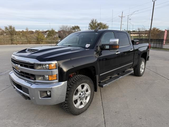 Image of Chevrolet K2500 equipment image 2