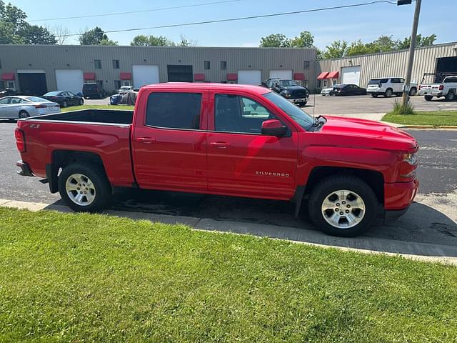 Image of Chevrolet 1500 equipment image 4