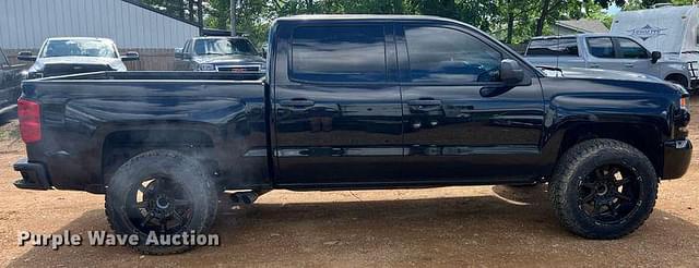 Image of Chevrolet 1500 equipment image 3