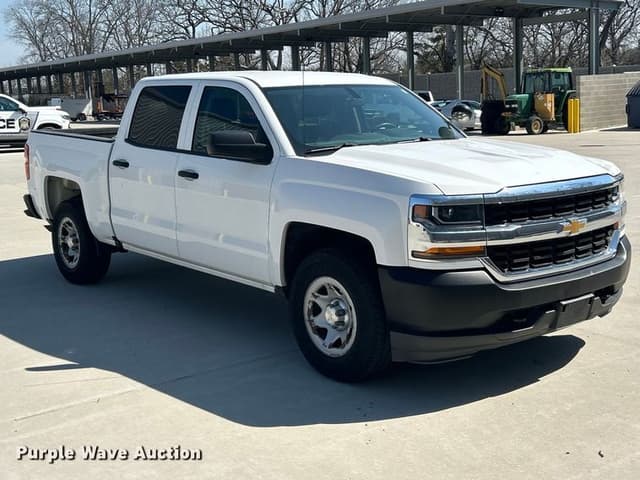 Image of Chevrolet 1500 equipment image 2