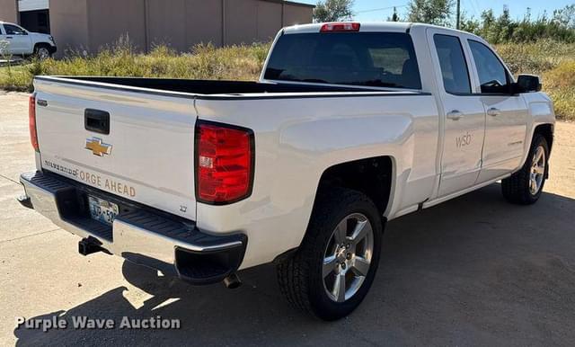 Image of Chevrolet 1500 equipment image 4